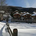 Hotell Moni / Golf & - 9 *