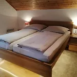 Moni / Golf & - 9 Апартаменты *