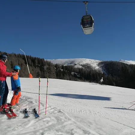Moni / Golf&ski - 9