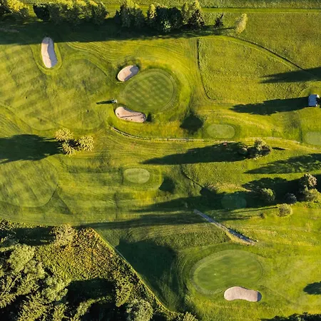 Moni / Golf & - 9 Apartament *