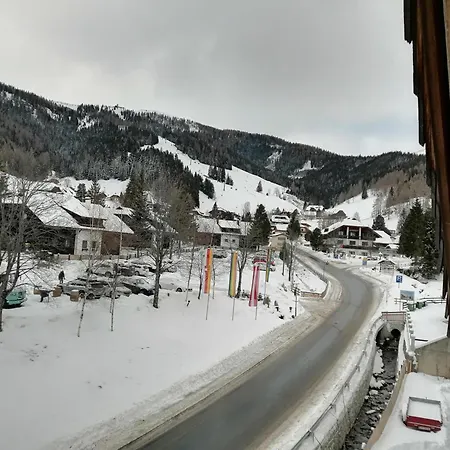 Appartement Moni / Golf & - 9 *