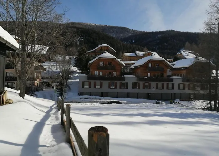 Apartament Moni / Golf & - 9 *