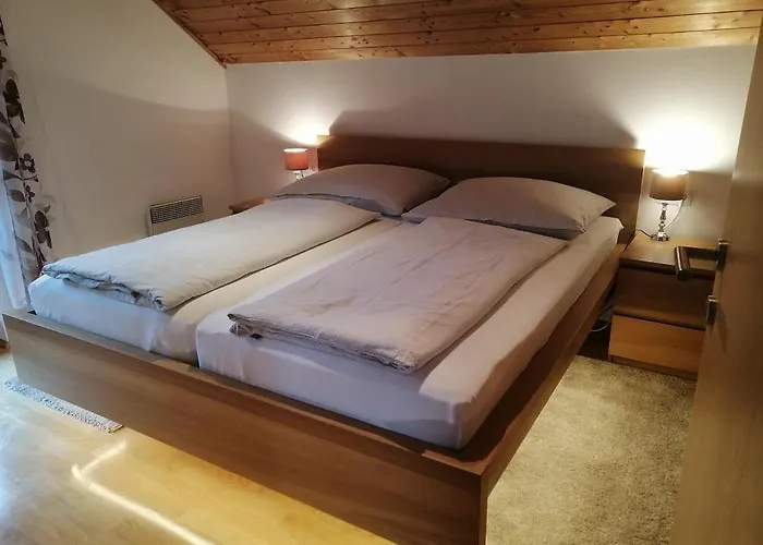 Moni / Golf & - 9 Apartament *