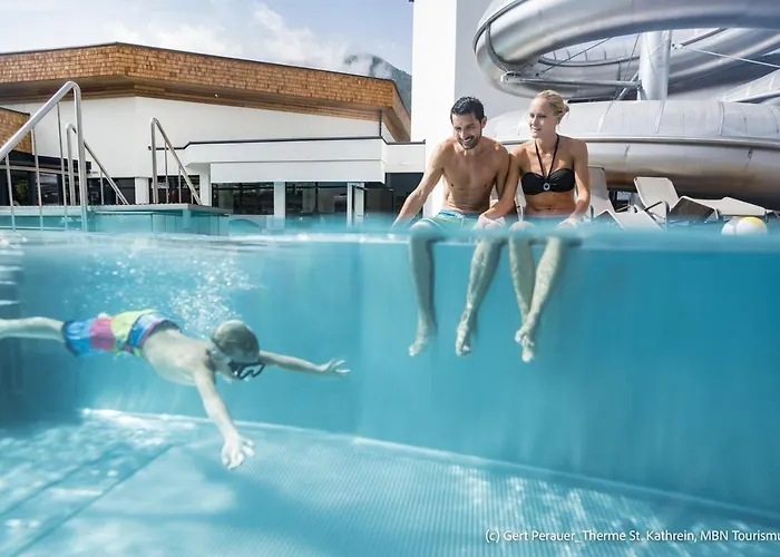 Apartament Moni / Golf & - 9 *