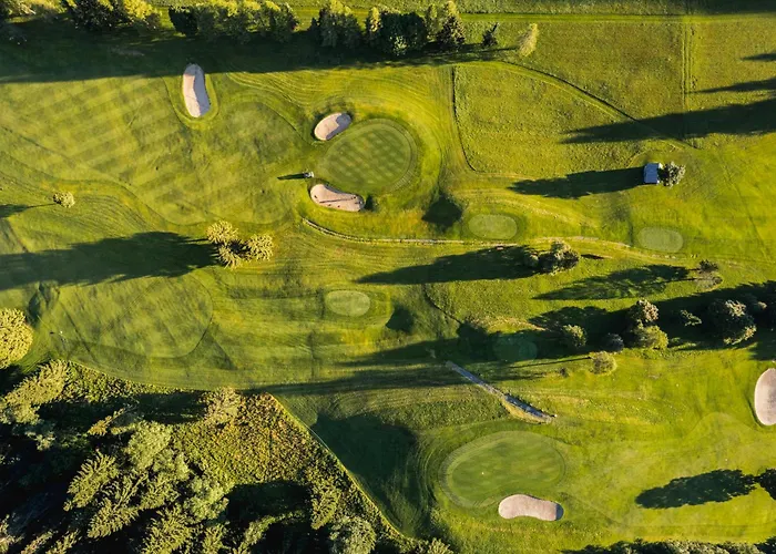 Moni / Golf & - 9 Apartament *